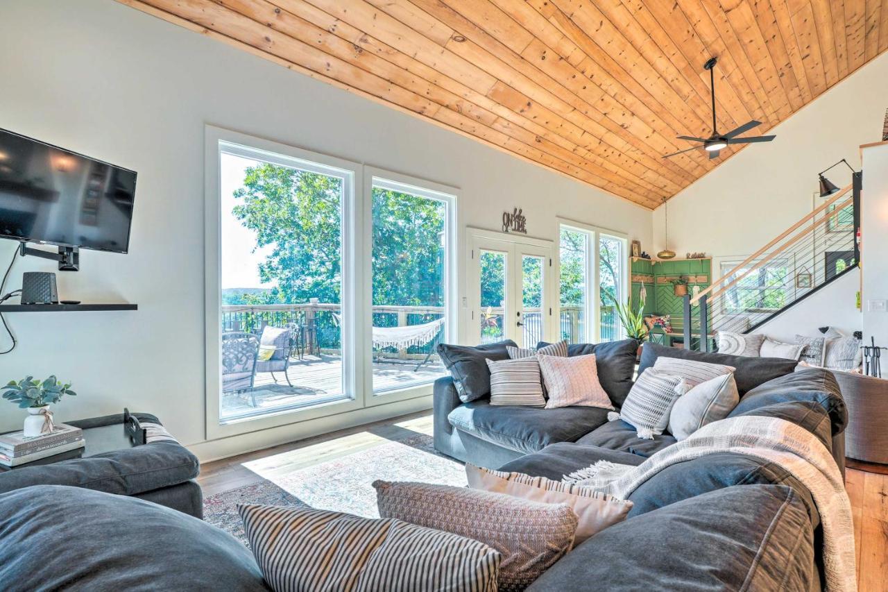 Villa Colorful Golden Getaway With Panoramic Views! Esterno foto